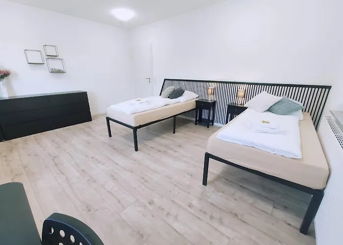 6 Persons Design Near Freiburg And Black Forest March